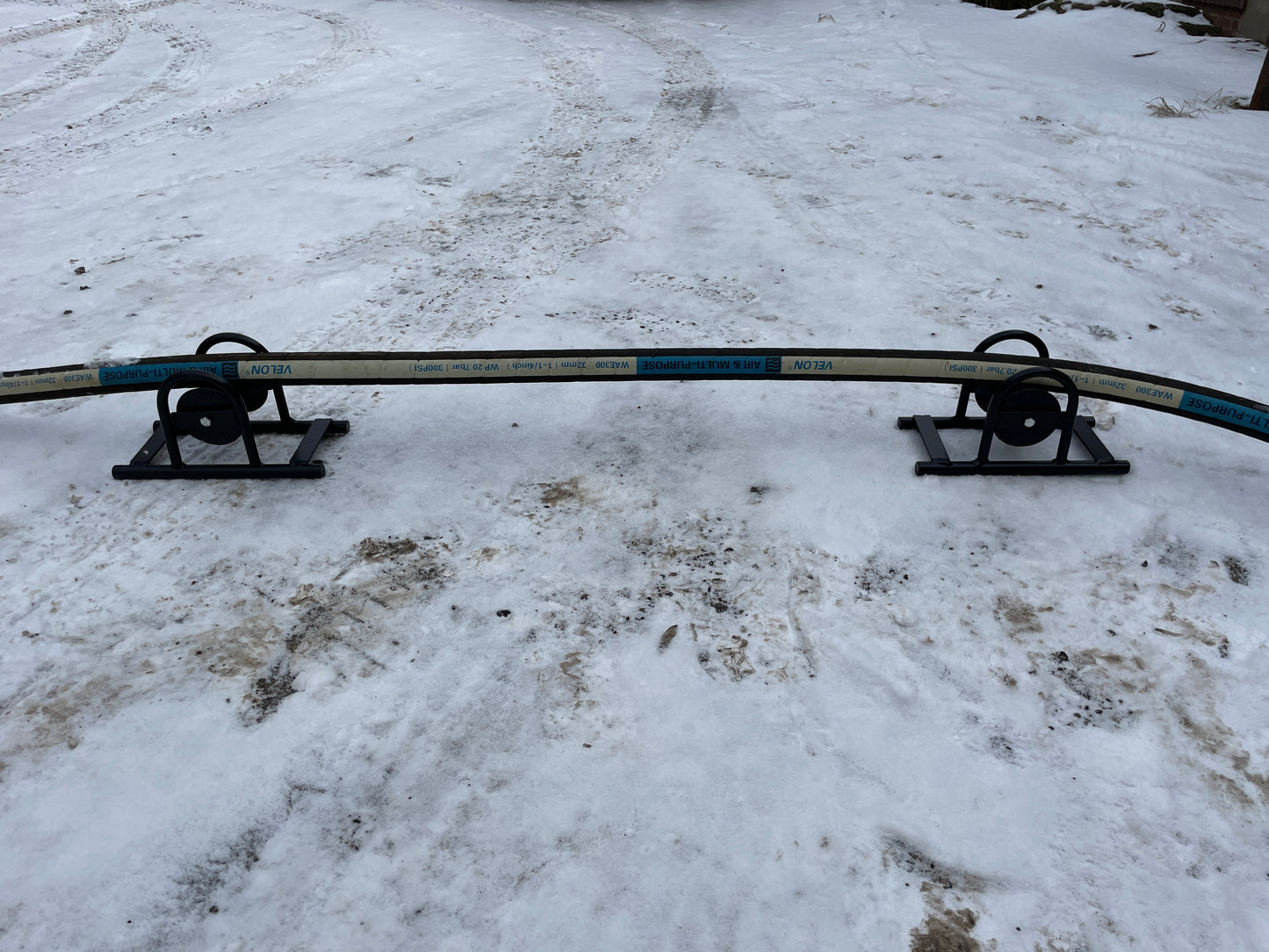 4" Ground Cable Roller