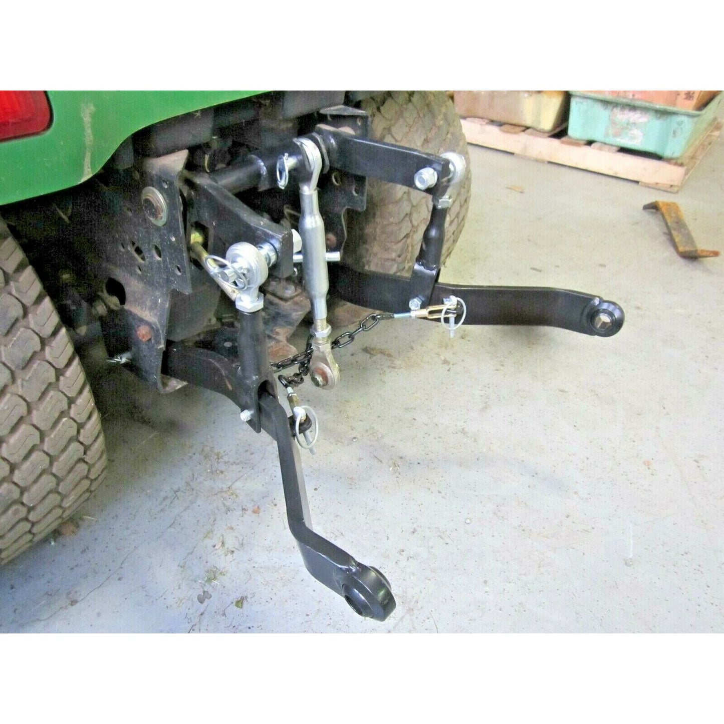 X700-758 Series Hitch Kit - CAT 1 + (Cylinder Relocation Kit)